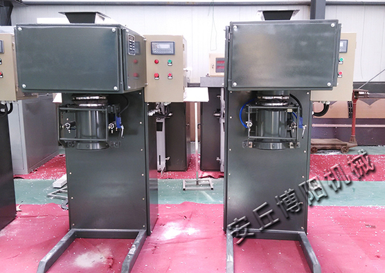 選擇重鈣粉包裝機(jī)，正確操作很重要