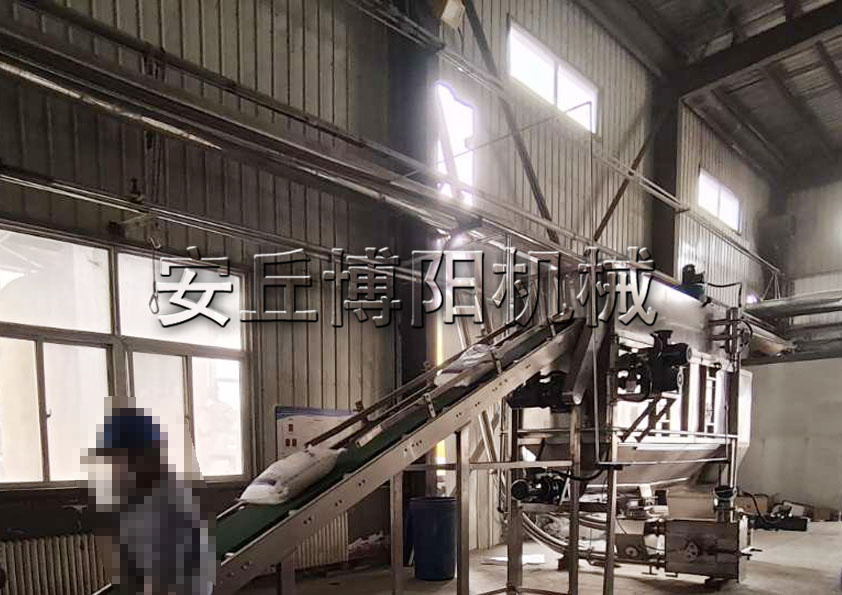 安丘博陽機(jī)械飼料顆粒自動(dòng)拆包機(jī)適用于哪些行業(yè)？