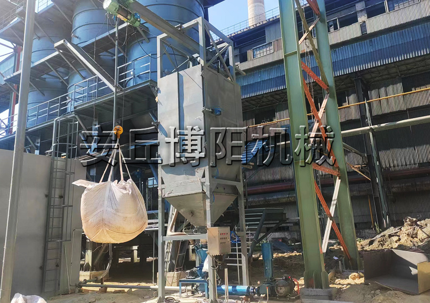 硫酸銨噸袋拆包機(jī)為啥被廣泛應(yīng)用于袋裝粉粒物料？